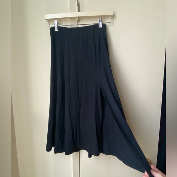 Wilfred Black Skirt with Slit - Picture 4 of 4